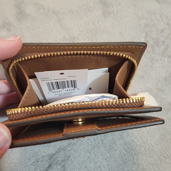 Coach Wallet - Picture 3 of 4